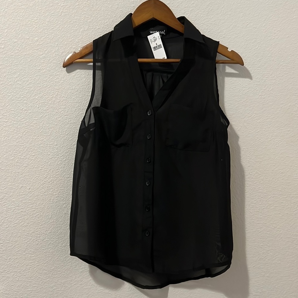 NWT Wet Seal Collared Sheer Tank Size S